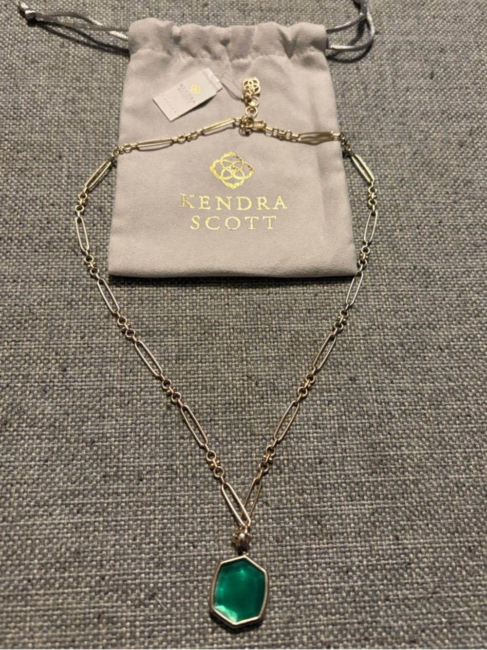 Kendra Scott Davis Gold-Tone Necklace with Emerald Green Pendant